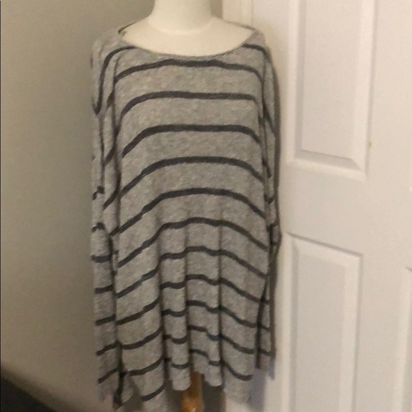 Free People Sweaters - Free People oversize L sweater